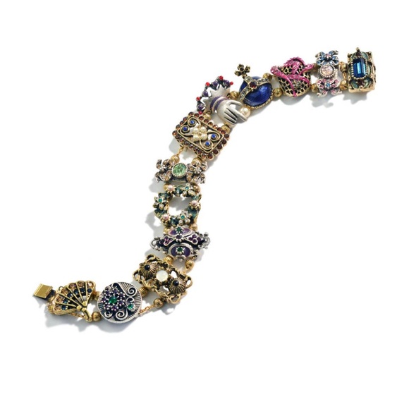 Beautiful Sweet Romance Victorian Style Slide Bracelet Gold Tone 11 Charms - Picture 8 of 8